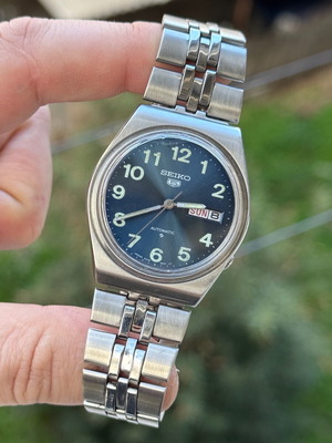Seiko 5 used men's stainless steel automatic watch 35mm with crystal