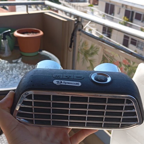 Redragon Portable Bluetooth Speaker like new, clear sound