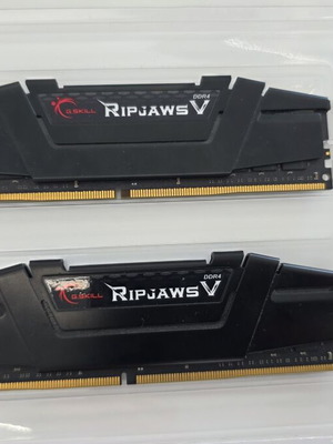 G.Skill Ripjaws V 32GB (2x16GB) DDR4 3200Mhz μεταχειρισμένο