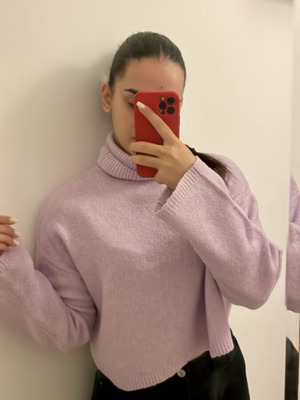 Bershka purple knitted turtleneck top like new, size M