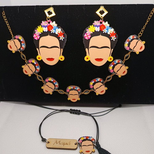 Frida jewelry set like new, multicolor with choker, mom bracelet and earrings