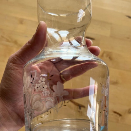 Glass bulb vase used with botanical detail