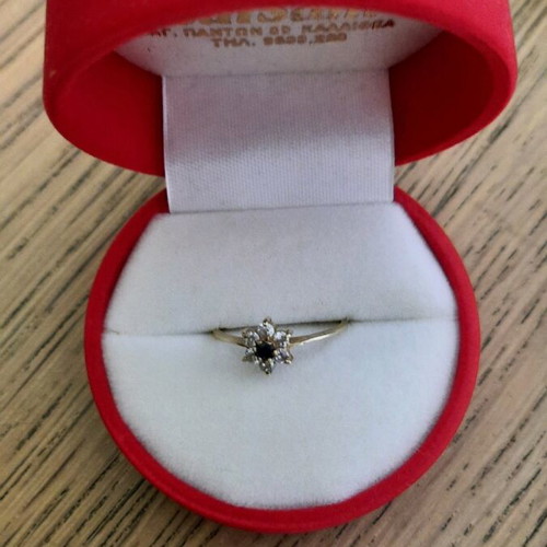 Gold ring 14K 1.5g like new, diameter 1.8cm