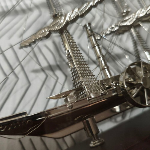 SS Savannah 1819 collectible metal model ship in display case