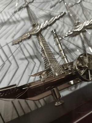 SS Savannah 1819 collectible metal model ship in display case