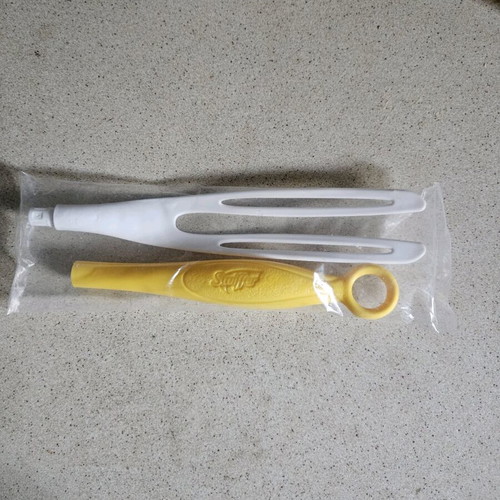 Swiffer dusting handle new, 1 piece