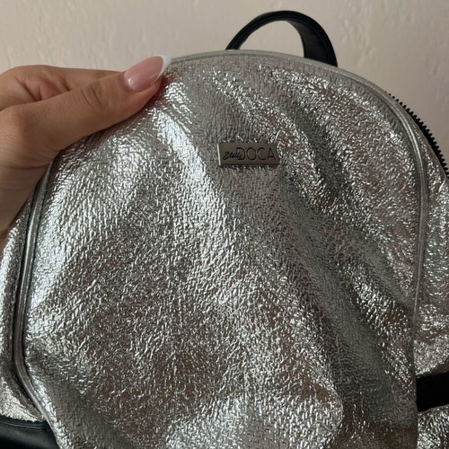 Doca backpack like new, gray