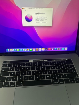 πωλείται MacBook Pro 15” 2016
