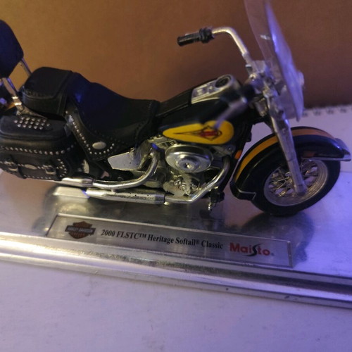 Harley-Davidson 2000 FLSTC Heritage Softail Classic used collectible model