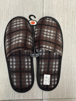 Home slippers like new, size 45