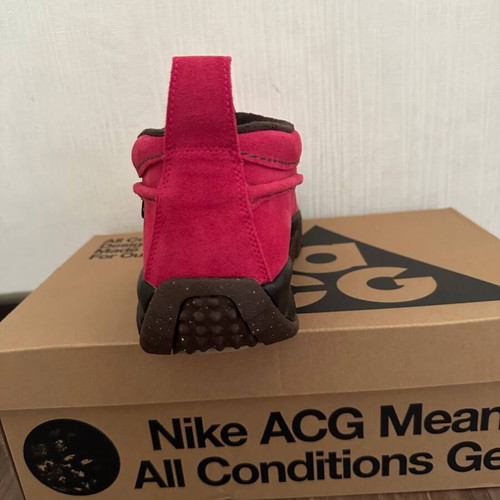 Nike ACG Izy Rush Pink sneakers size EU 45 new