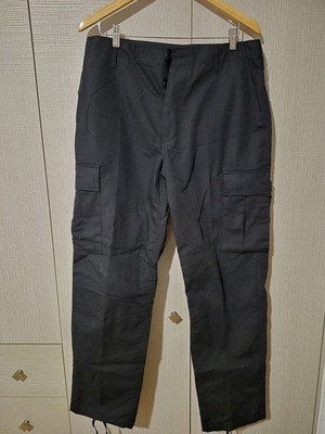 Survivors Cargo Rip Stop Pants like new, black, waist 48 cm