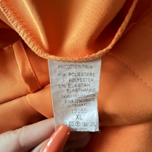 Orange pants size M, worn twice, like new