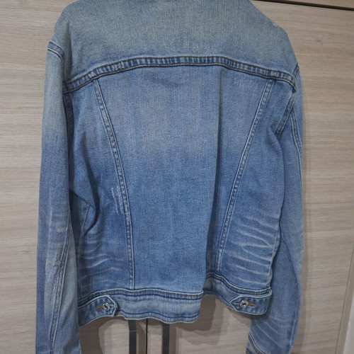 Zara denim jacket used, slightly elastic, blue, size M