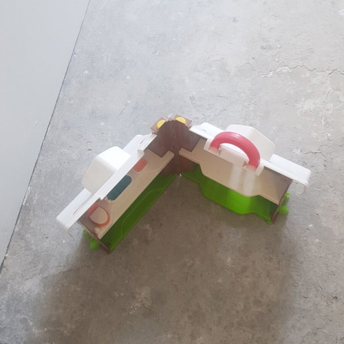 Small dollhouse toy for figures