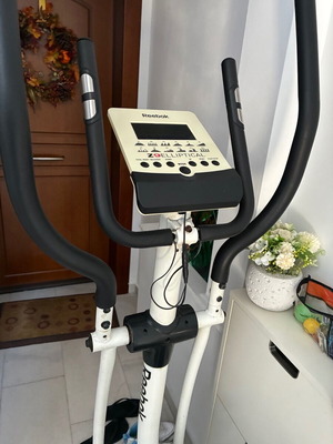 Reebok Elliptical Machine used in very good condition