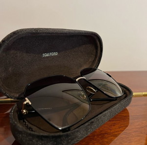 Tom Ford Sunglasses FT0839 01B