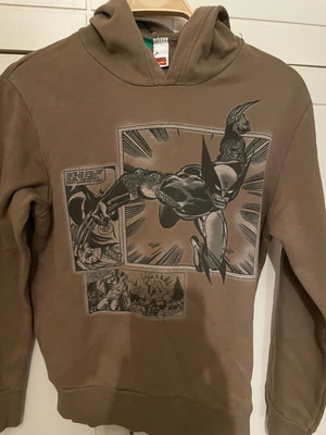 Benetton Marvel sweatshirt for boy 8-9 years like new, brown