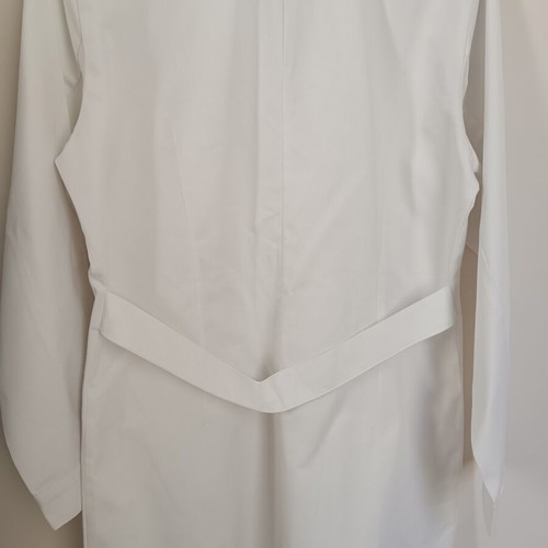 Avra Medical Lab Coat Size 46 Like New White