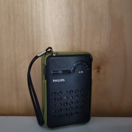 Philips vintage radio used in good condition