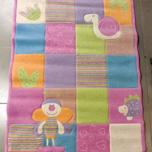 Children's rug used 133x190