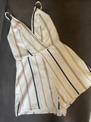 Vera & Lucy playsuit No S, white and grey, zipper back