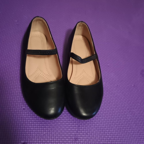 MariKelly ballerinas size 32 like new, black matte
