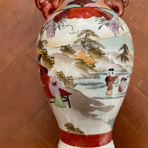 Satsuma Kutani vase with Foo dogs, almost like new, height 24 cm