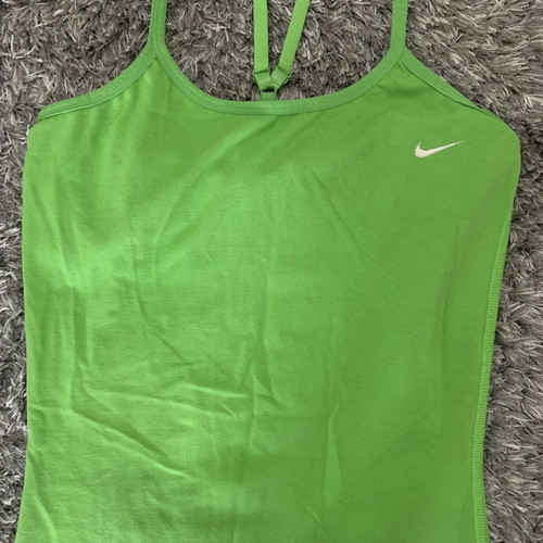 Pack of 4 used sports tops and 2 leggings Nike, Body talk, ASICS, Puma, Body Action