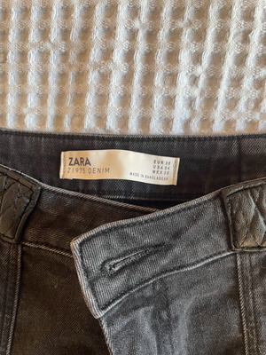 Τζιν παντελόνι Zara στενή γραμμή μέγεθος S μεταχειρισμένο
