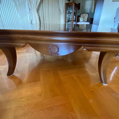 Solid Walnut Coffee Table 100cm x 100cm x 44cm like new