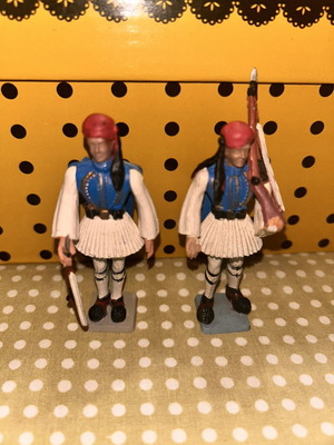 Evzones figures set of 2 used, blue fermi