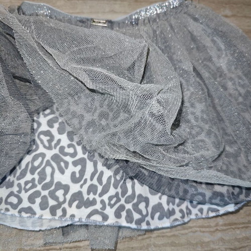 Skirt for girl 2-3 years like new