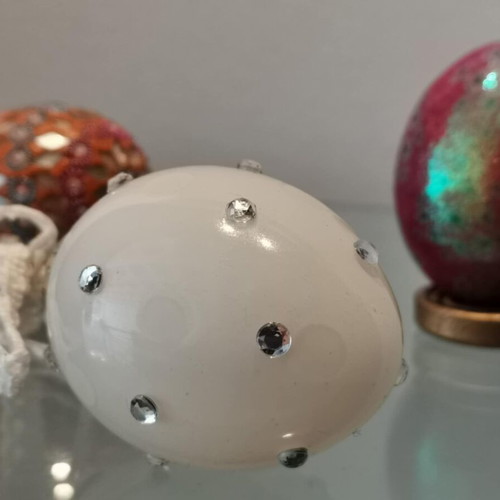 Decorative eggs used, pack of 4 pieces