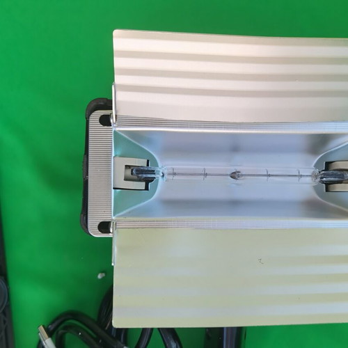 Focus halogen lamp movie light like new