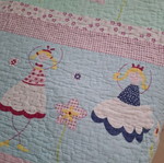 Girls' bed cover like new