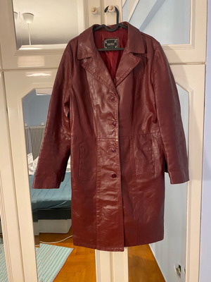 Vintage leather coat used, dark burgundy, size 46