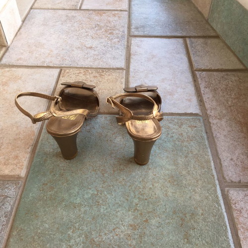 Salvatore Ferragamo pumps slightly used, size 37