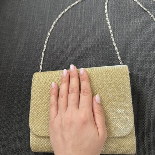Clutch gold with removable chain like new