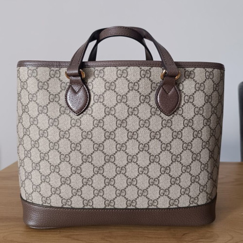 Gucci Ophidia Medium Tote Bag, beige GG Supreme canvas