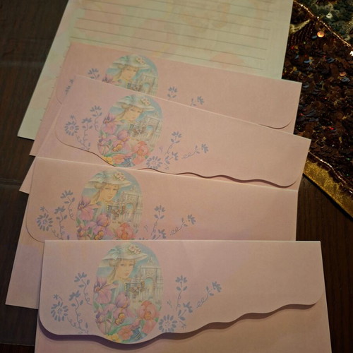 Vintage 1990 correspondence new with 4 envelopes and 6-page block