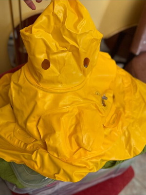 INTER inflatable water protection gear like new, yellow