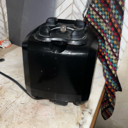 Hamilton Beach blender model HBH-550 like new