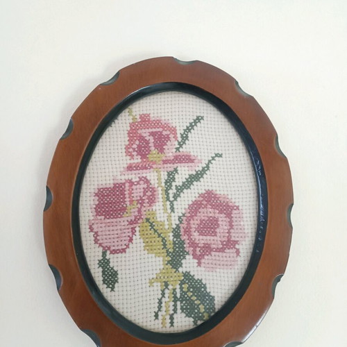 Vintage embroidered oval frames set of 2 with pink roses, used