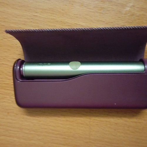 Iqos Iluma electric cigarette used, good working condition