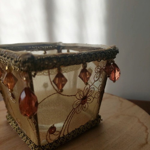 Vintage candle holder tealight like new with beads