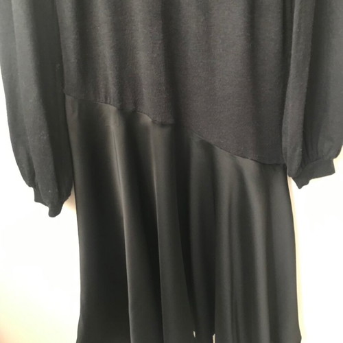 Zara black midi dress with balloon sleeve and satin hem like new