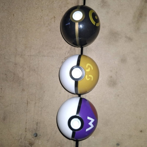 Pokémon balls used, set of 3 pieces
