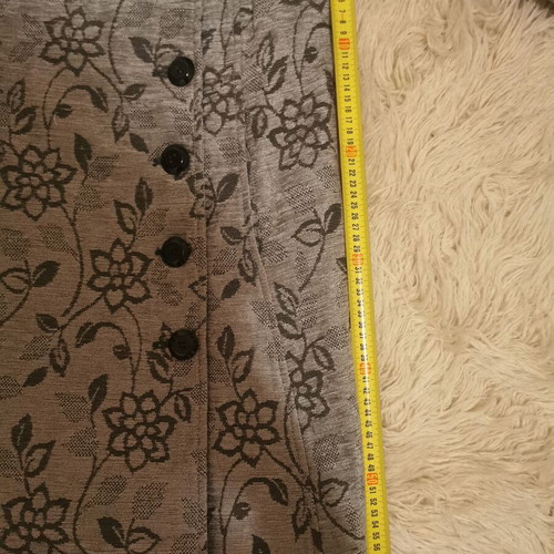 Iso Unique Edition coat like new, size L, black and grey