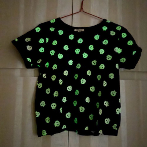 Glow in the Dark Skull T-Shirt 100% Cotton Size M Like New